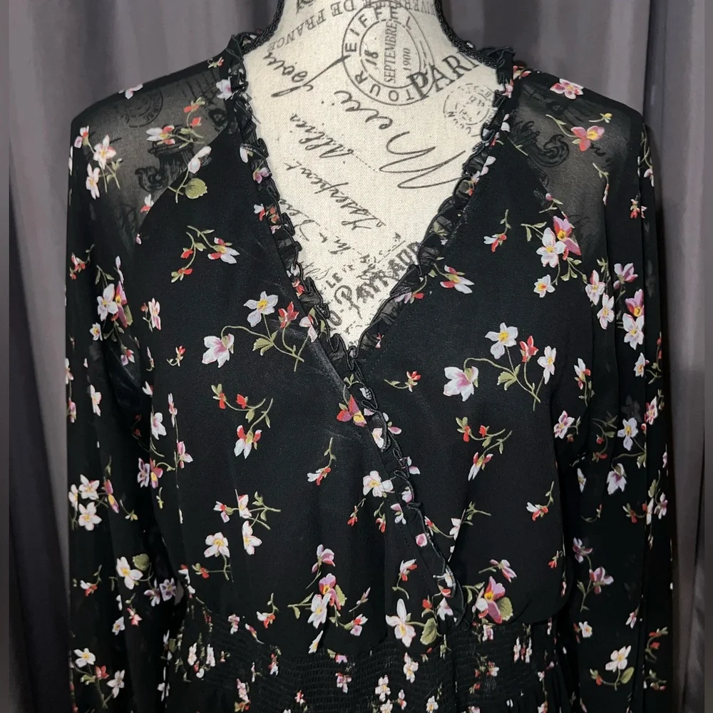 Madewell Black Floral Smocked Waist  Midi Dress/Size Large - Picture 3 of 11